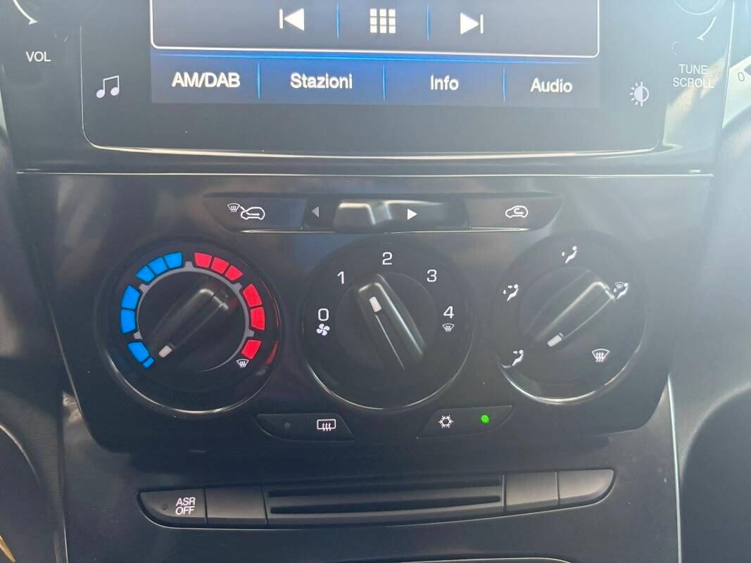 Lancia Ypsilon 1.0 FireFly 5 porte S&S Hybrid Gold