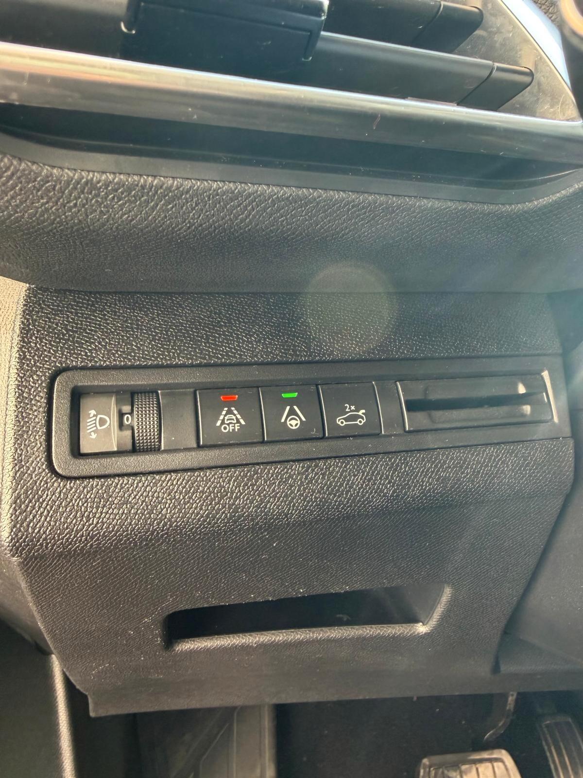 Peugeot 3008 BlueHDi 130 S&S EAT8 Allure Pack