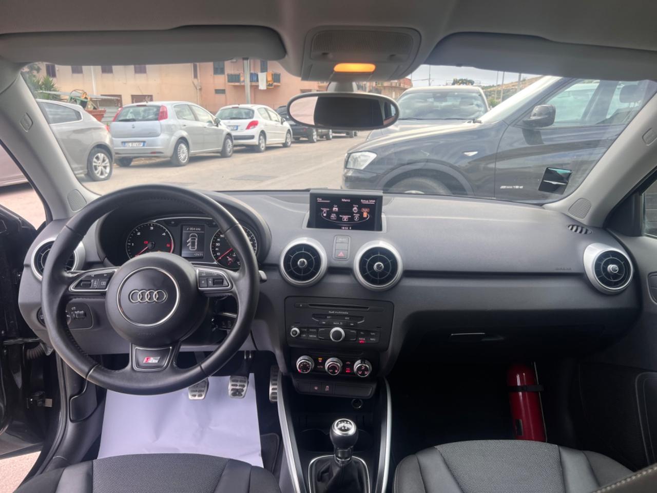 Audi A1 1.6 TDI 90 CV S-line ok neopatentati