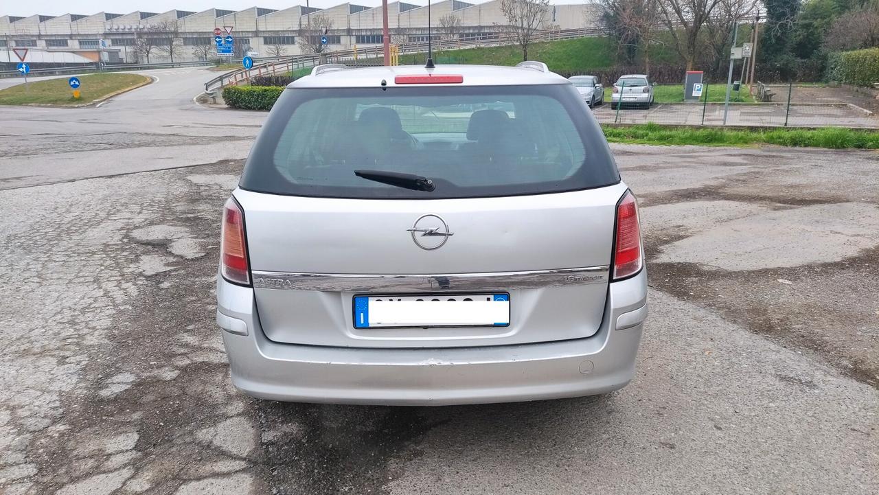 Opel Astra 1.6 16V Twinport Station Wagon NEOPATENTATI - 2005