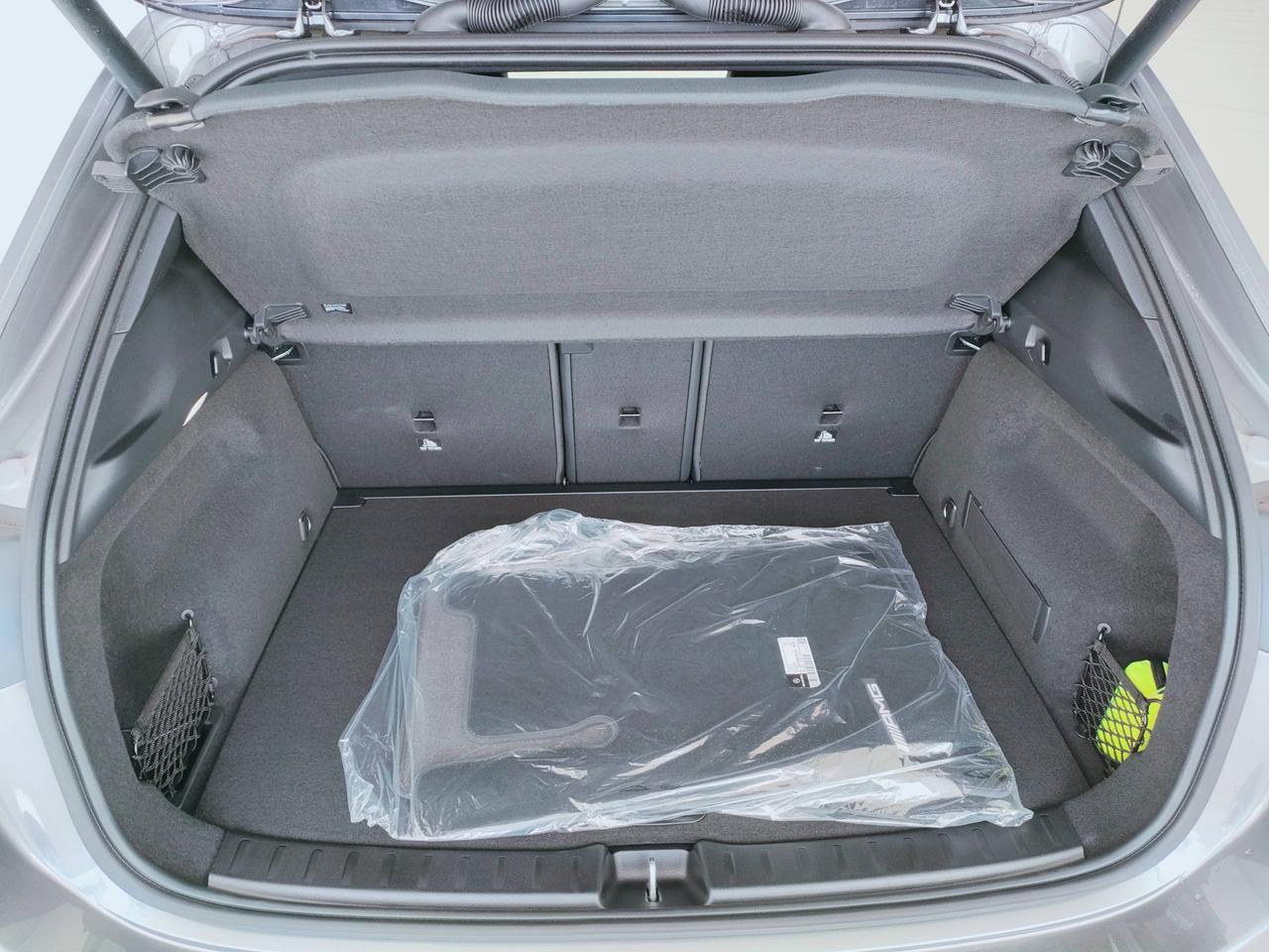 Mercedes-Benz GLA 200 d automatic