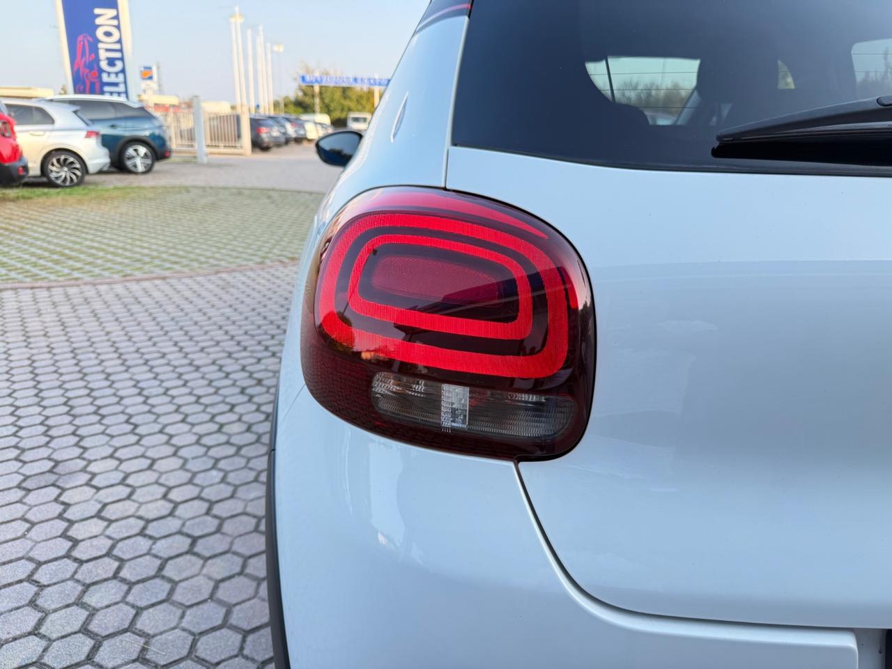Citroen C3 PureTech 82 Shine OK NEOPATENTATI