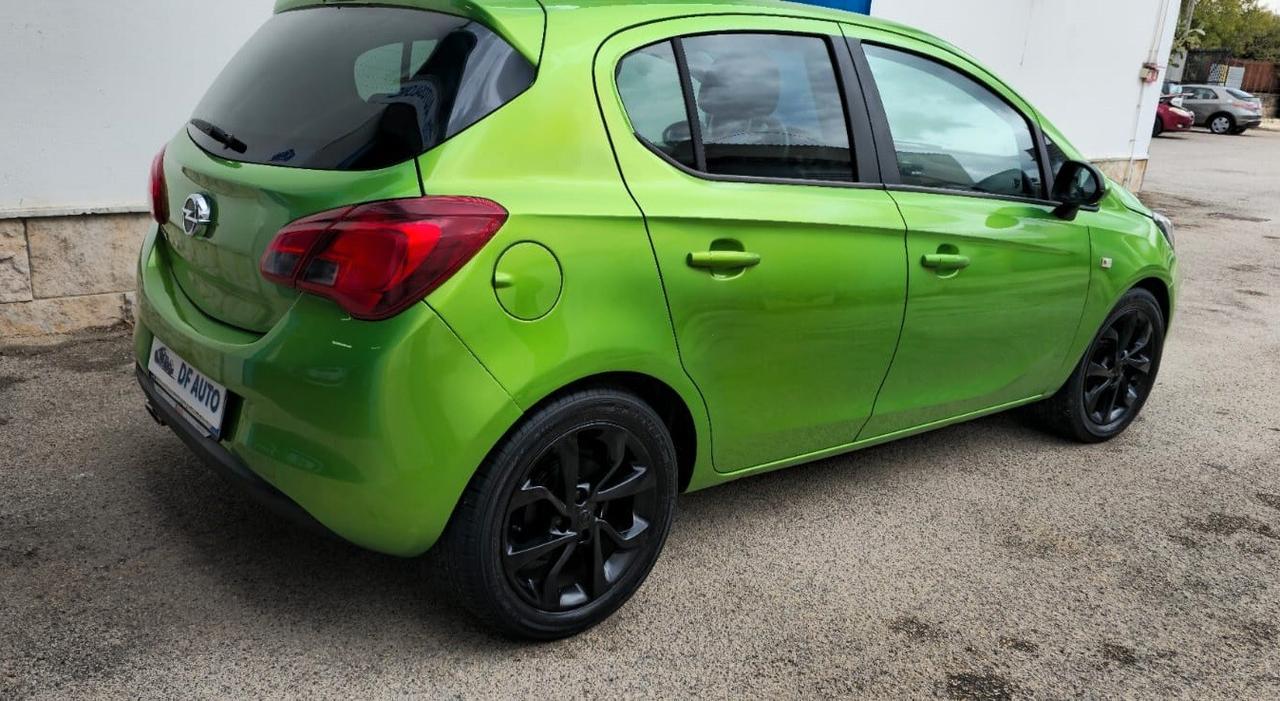 Opel Corsa 1.2 5P INNOVATION