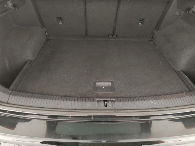 VOLKSWAGEN Tiguan 2.0 TDI SCR DSG Advanced R-Line Exterior Pack