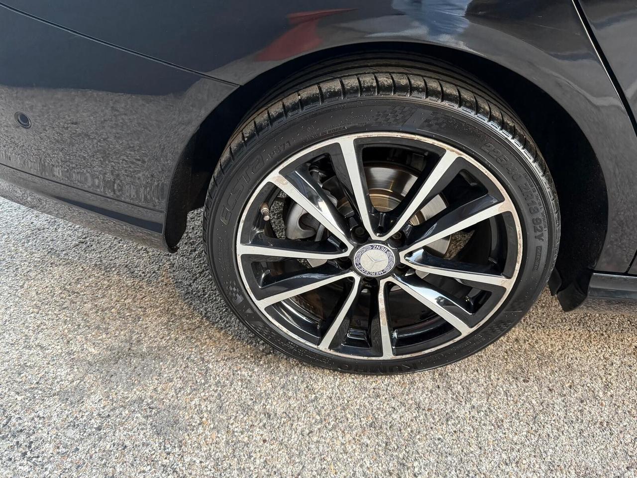 MERCEDES CLA 200D SHOOTING BRAKE SPORT 2.2 136CV OK NEOPATENTATO ANNO 2016