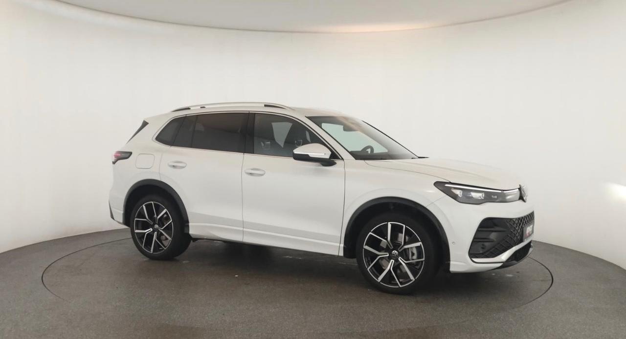 Volkswagen Tiguan 2.0TDi DSG R Line Navi Tetto Cerchi neri
