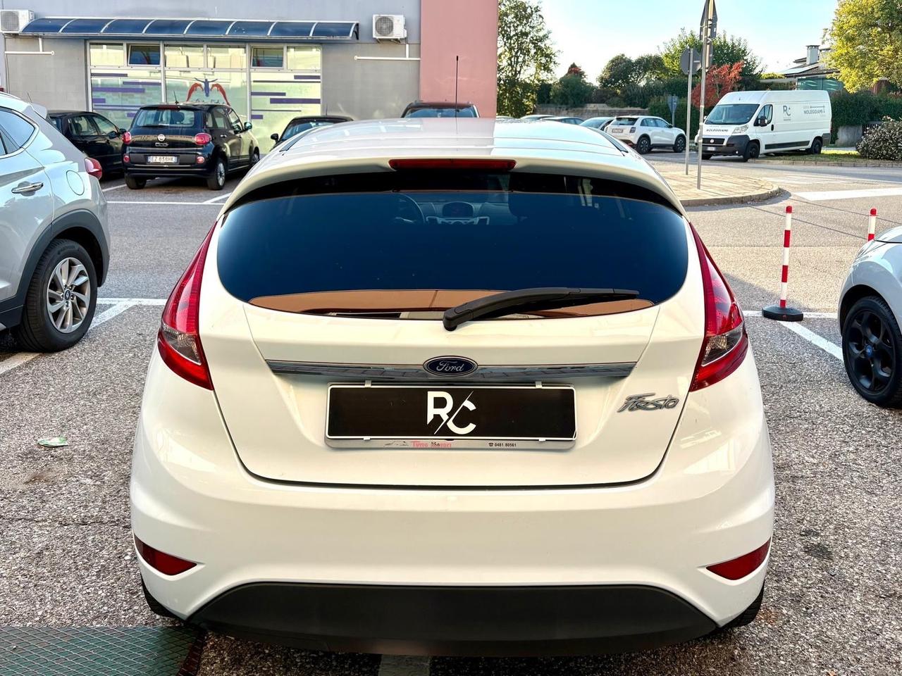 Ford Fiesta 1.4 GPL Titanium