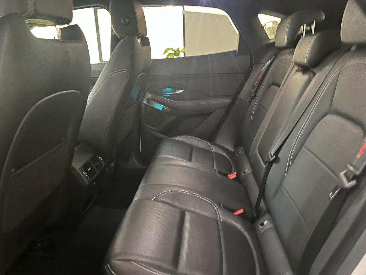 Jaguar E-Pace 2.0D 150 CV AWD aut. R-Dynamic HSE
