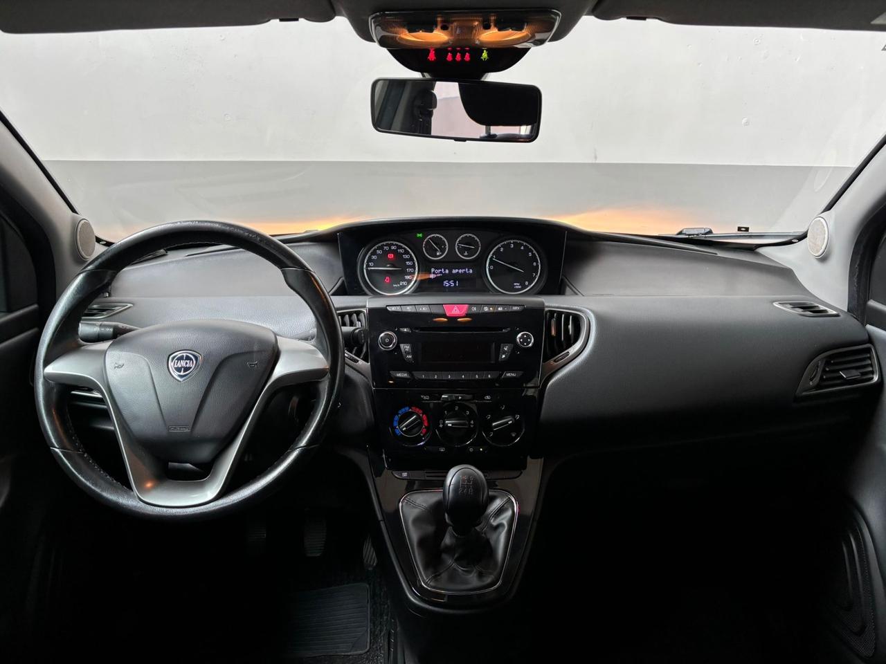 Lancia Ypsilon 1.2 69 CV Platinum