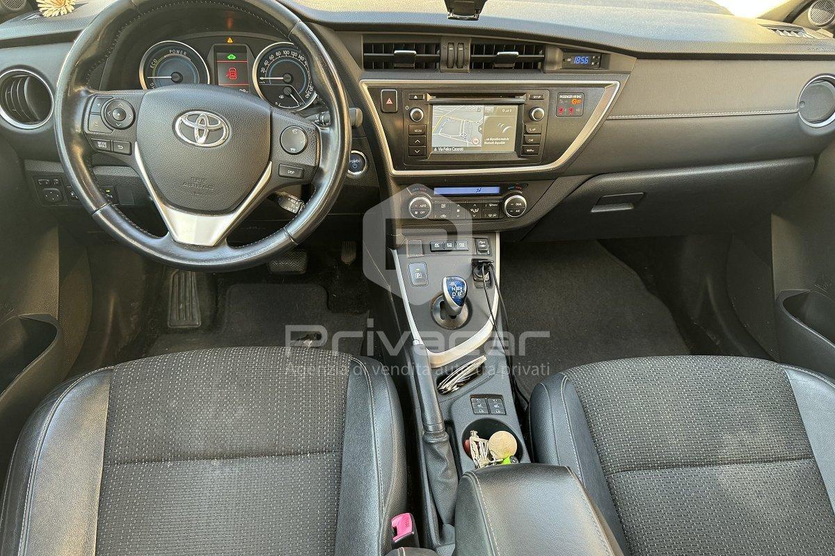 TOYOTA Auris Touring Sports 1.8 Hybrid Lounge