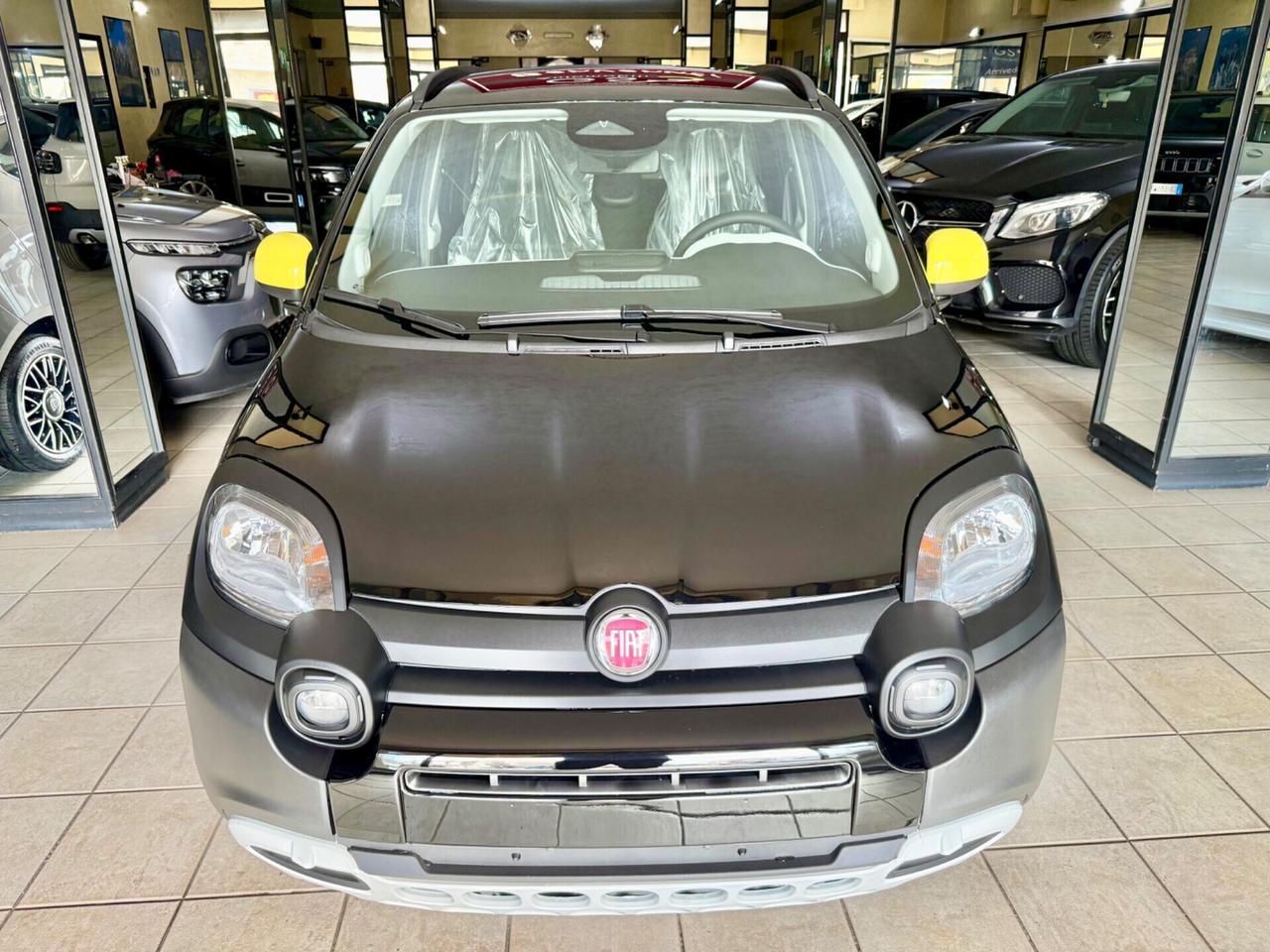 Fiat Panda 1.0 Hybrid Pandina CROSS