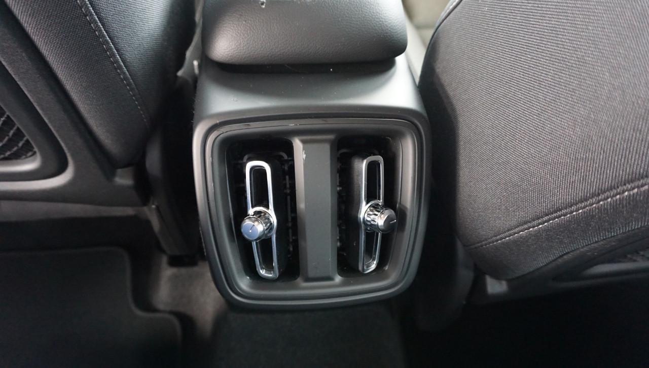 Volvo XC40 1.5 t2 Core auto