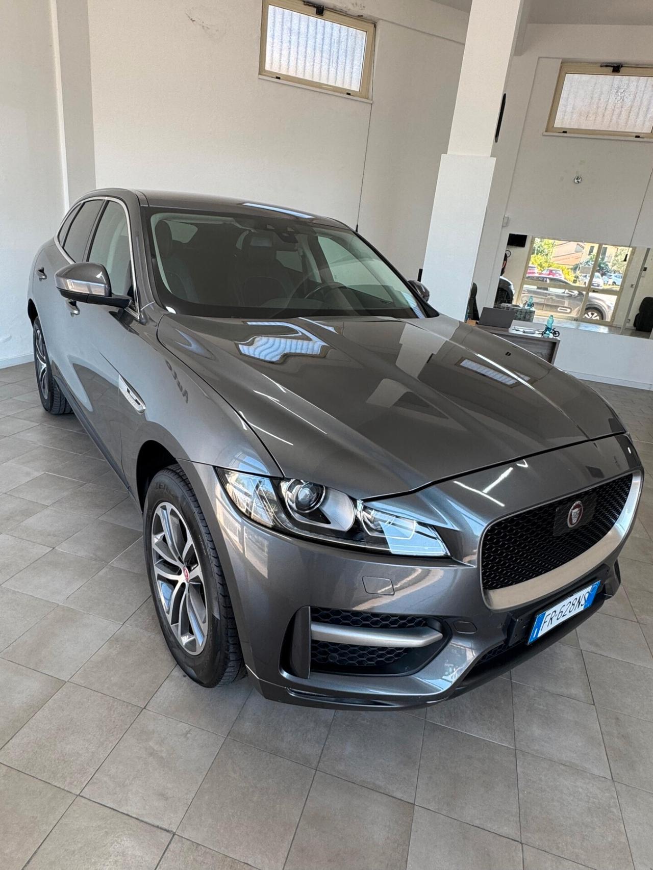 Jaguar F-Pace 2.0 D 240 CV AWD aut. R-Sport