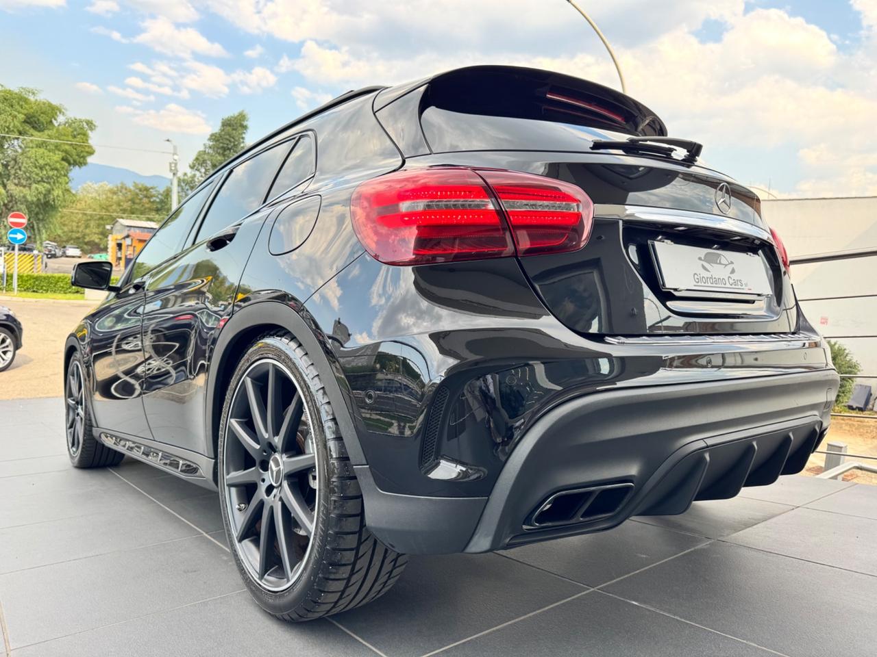 Mercedes-benz GLA 45 AMG 2.0 381cv turbo pack scarichi performance