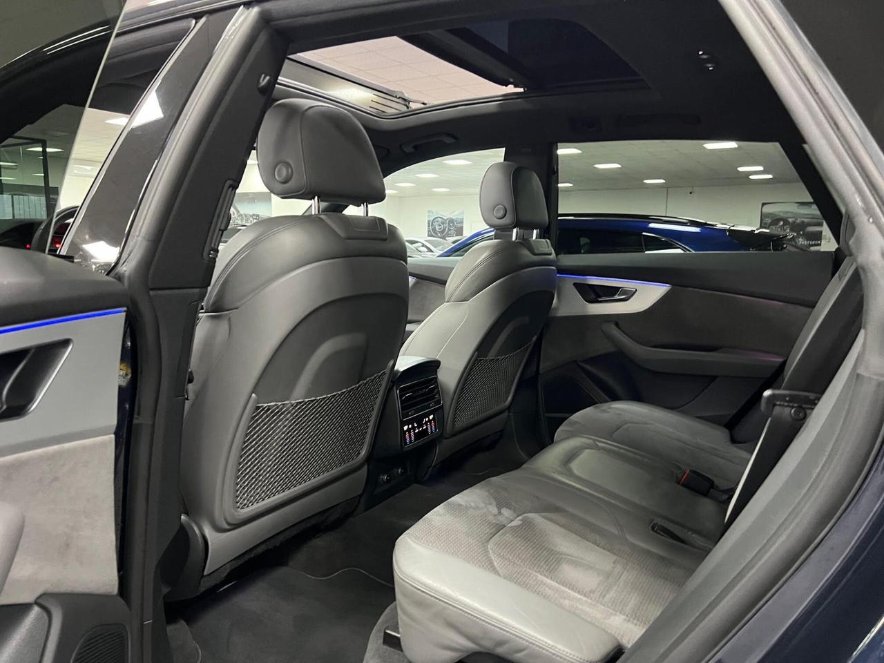 Audi Q8 55 3.0 tfsi mhev Sport quattro tiptronic