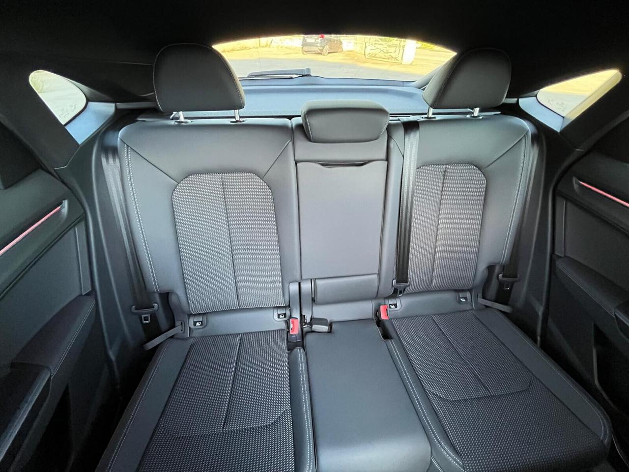 Audi Q3 Sportback S-line *tetto FULL Black