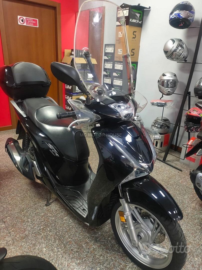 Honda sh 125 abs #patente b#garanzia#permute#rate