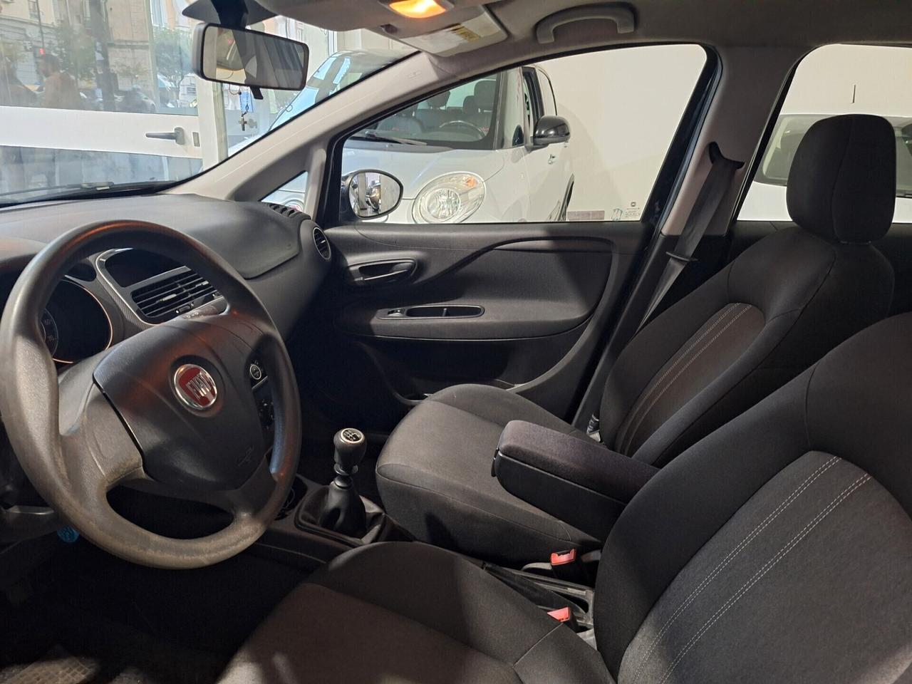 Fiat Punto 1.4 Natural Power 77CV Lounge 2016