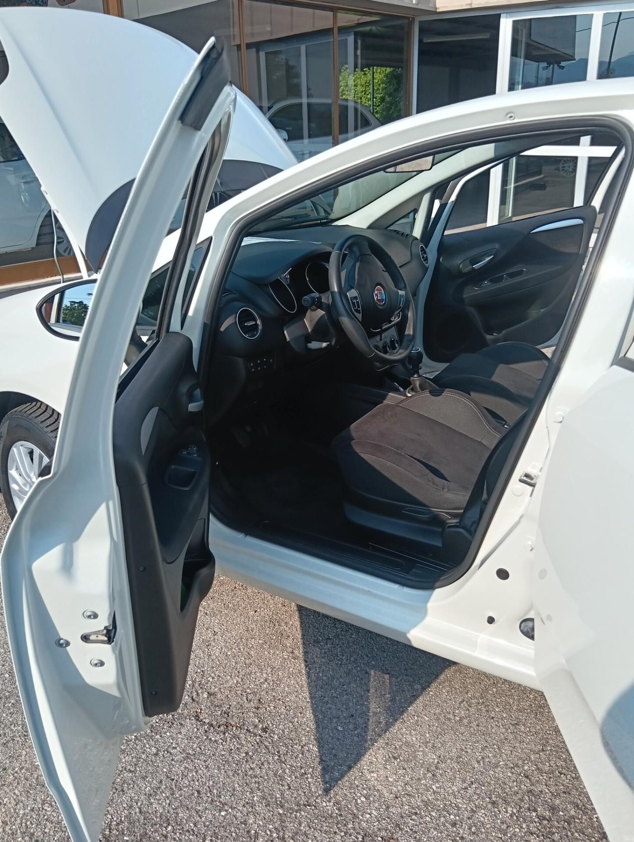 Fiat Punto 1.4 8V 5 porte Easypower Street