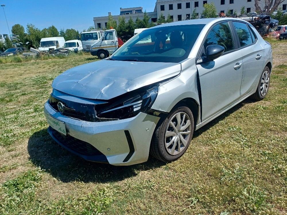 Opel Corsa 1.200 2024 Incidentata