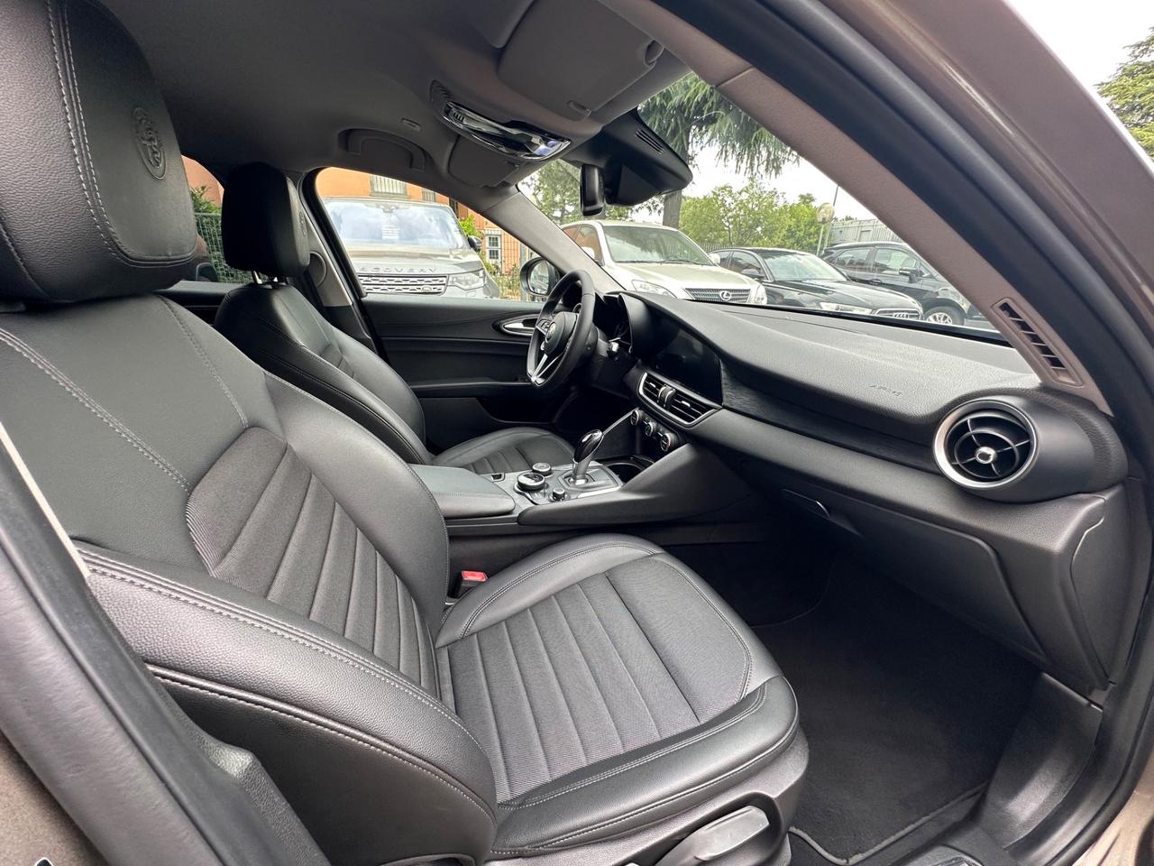 Alfa Romeo Giulia 2.2 Turbodiesel 160 CV AT8 Super