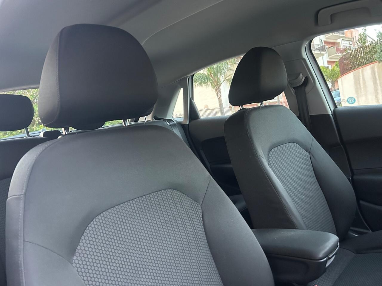 Audi A1 SPB 1.6 TDI Ambition km certificati