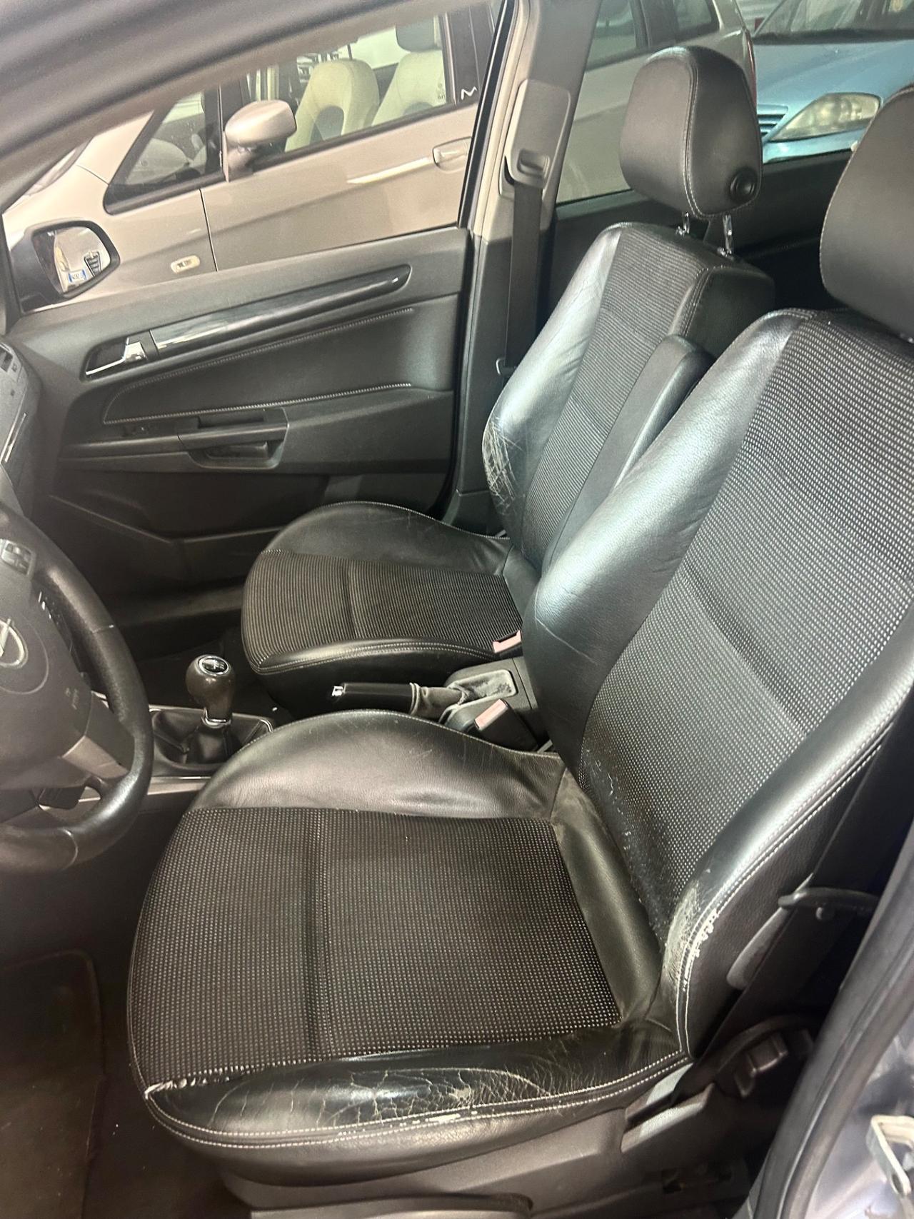 Opel Astra 1.9 CDTI 120CV Station Wagon Cosmo