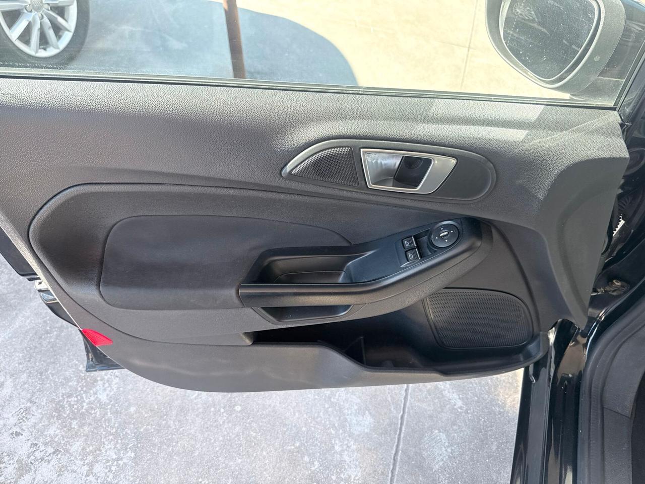 Ford Fiesta 1.0 80CV 5 porte Titanium