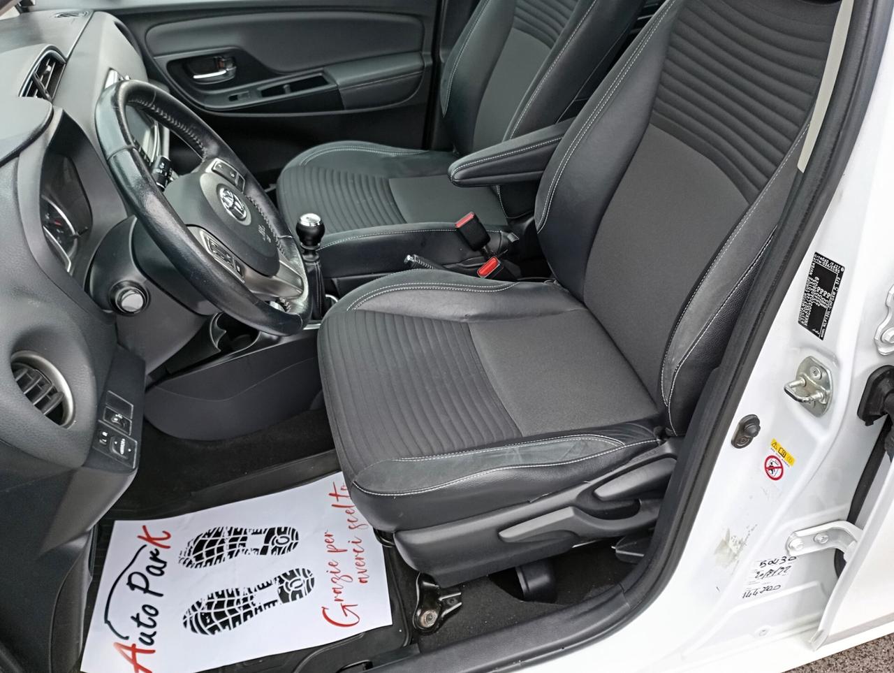Toyota Yaris 5P 1.4 D-4D Lounge