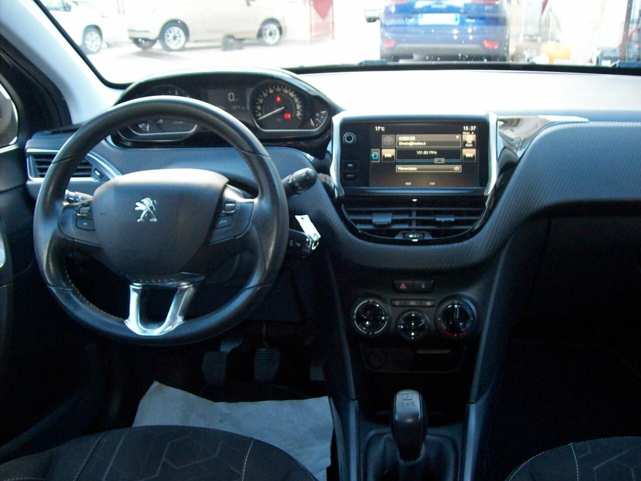 Peugeot 2008 1.6 BlueHDi 100CV Business