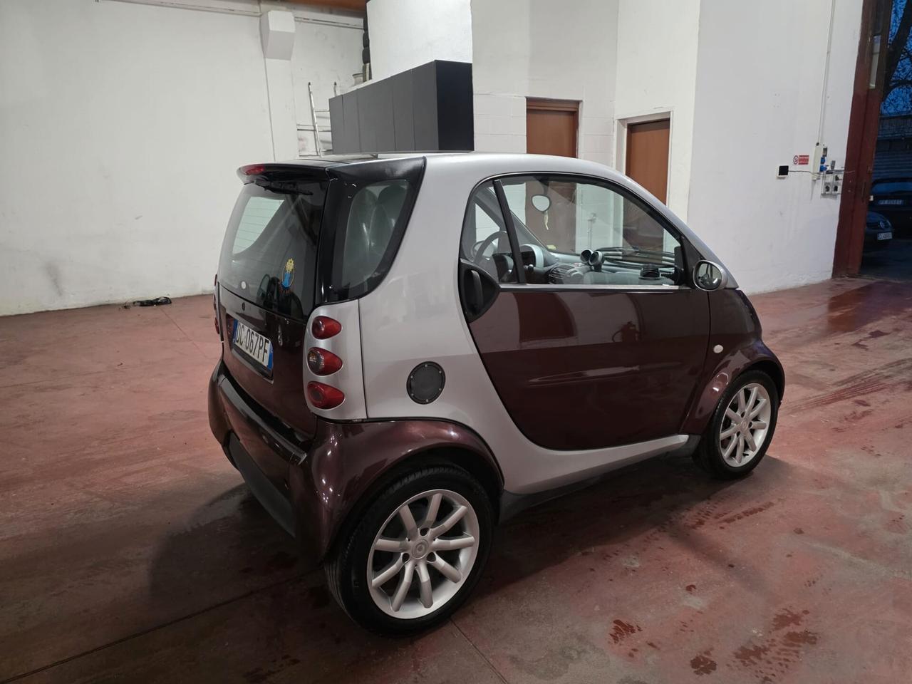Smart ForTwo 700 coupé grandstyle (45 kW) NEOPAT 94.000 KM