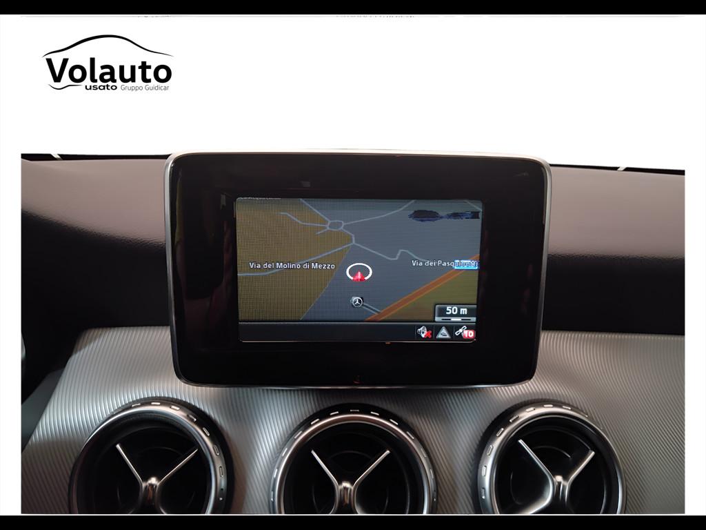Mercedes-Benz GLA-X156 2014 - GLA 220 d (cdi) Sport 4matic 170cv auto