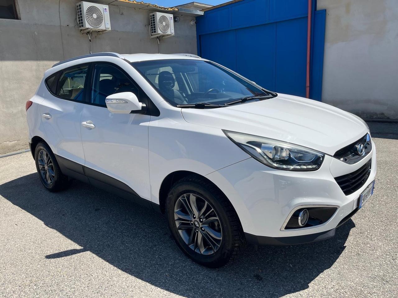 Hyundai iX35-1.7 crdi- full-2014