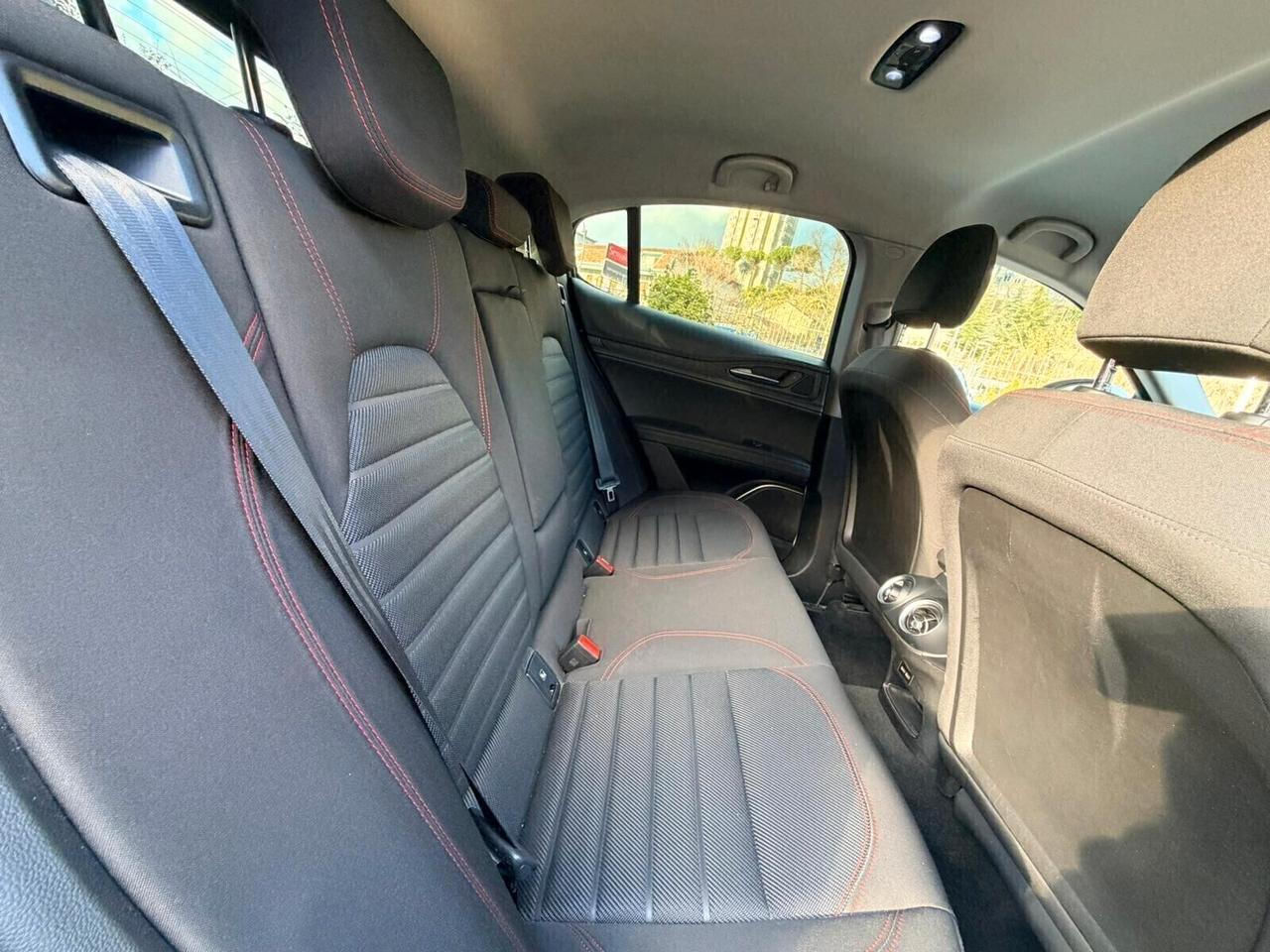 Alfa Romeo Stelvio 2.2 Turbodiesel 160 CV N1 AUTOCARRO 5 POSTI