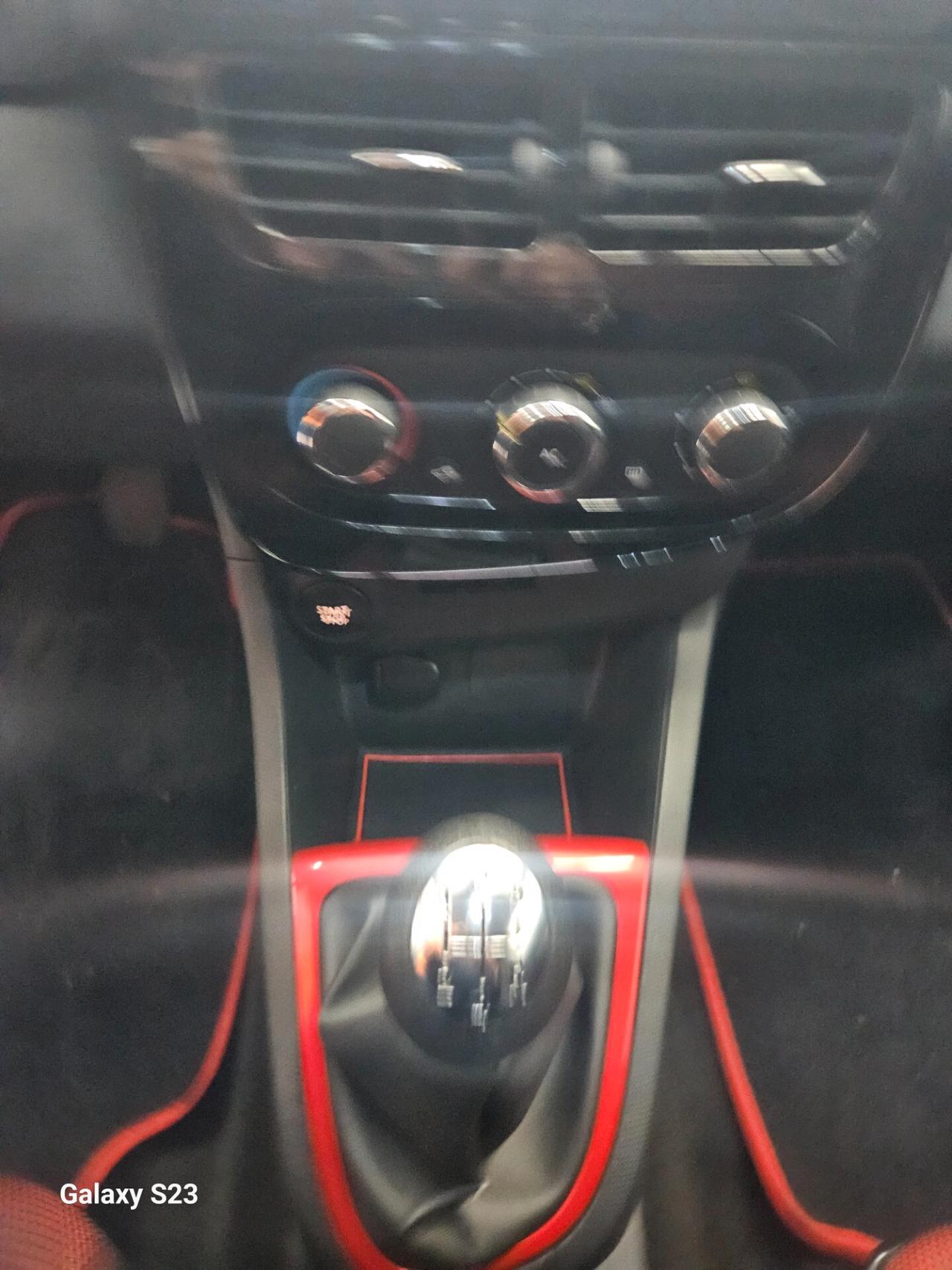 Renault Clio 1.2 75CV 5 porte Live