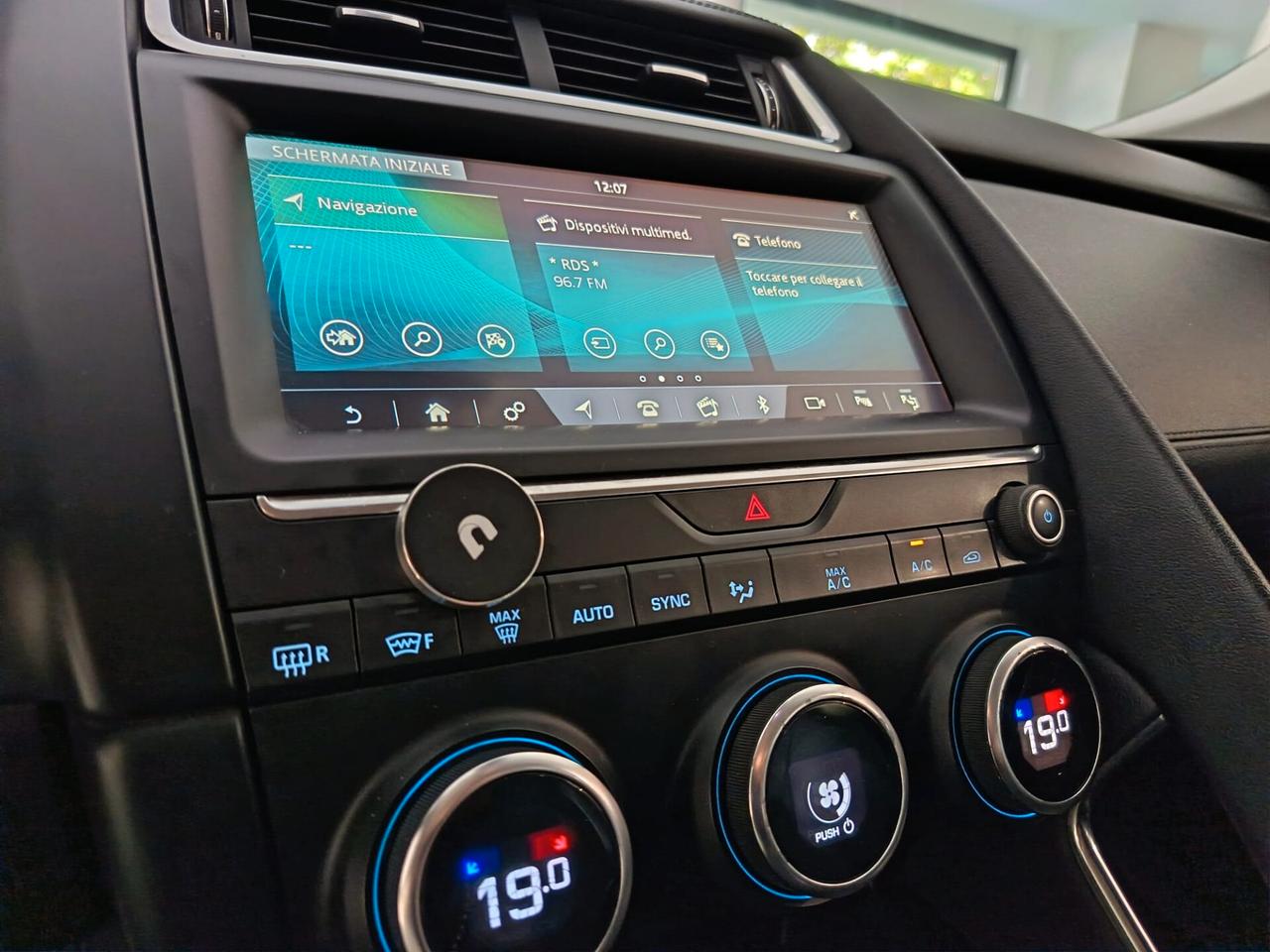 Jaguar E-Pace 2.0D 150 CV AWD R-Dynamic S
