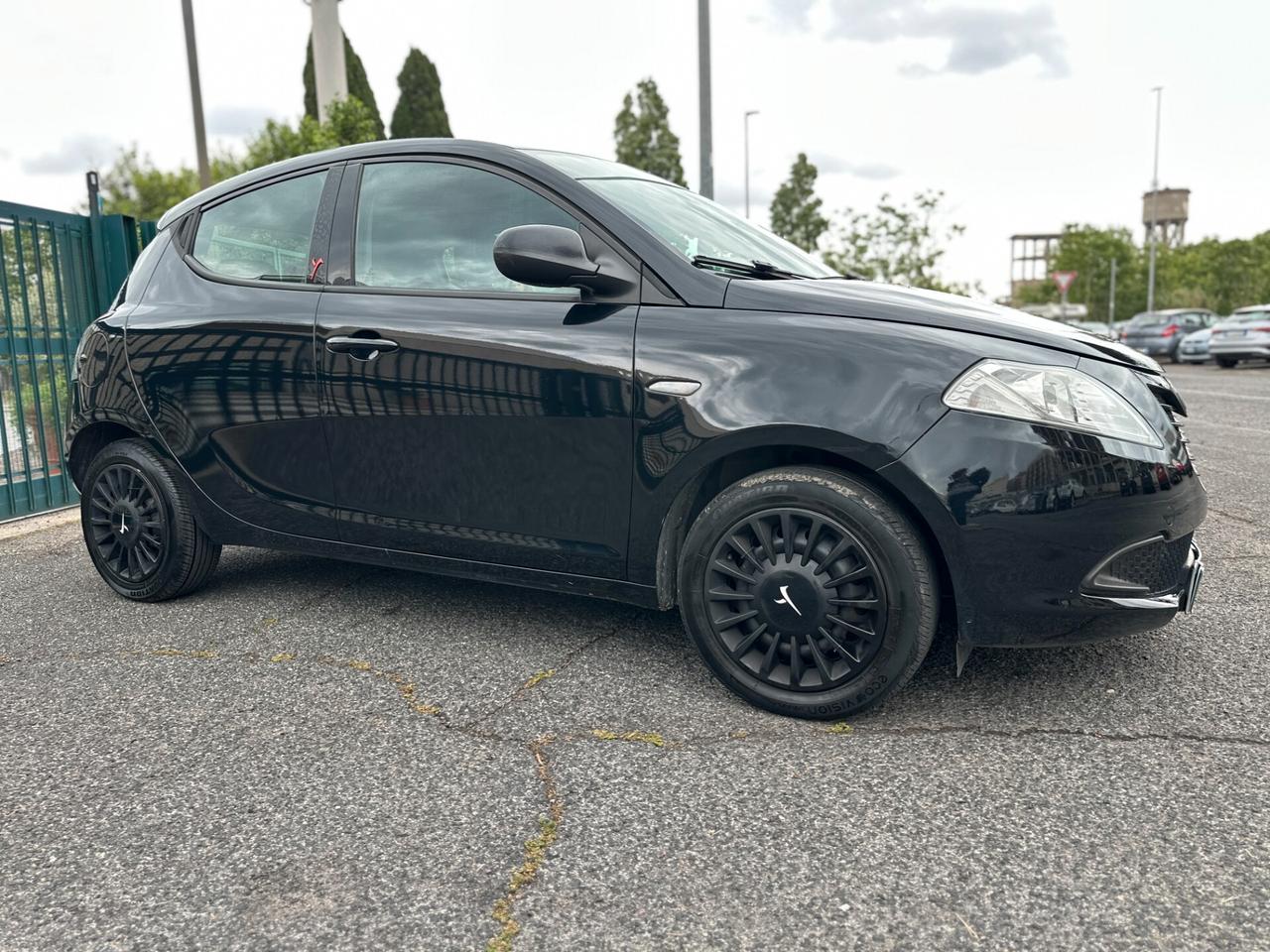 Lancia Ypsilon 1.2 69cv GPL rinnovato 2039 GARANZIA