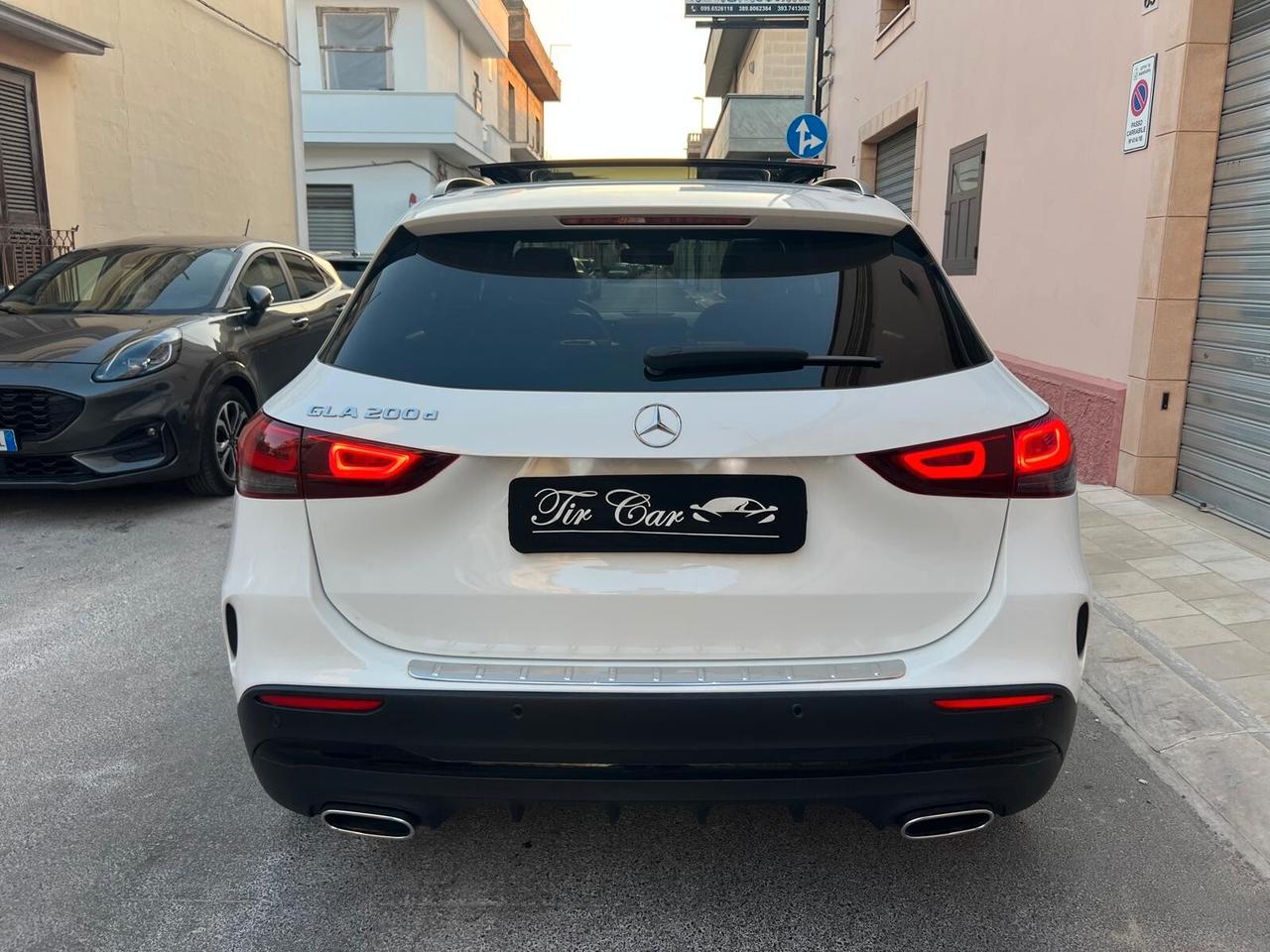 MERCEDES-BENZ GLA 200D PREMIUM 2.0 150CV TETTO NAVI CAM ANNO 2022