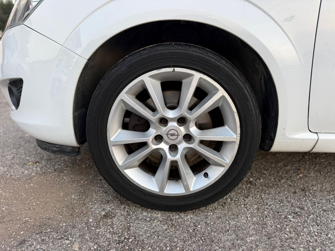 Opel Zafira 1.6 16V ecoM 150CV Turbo One