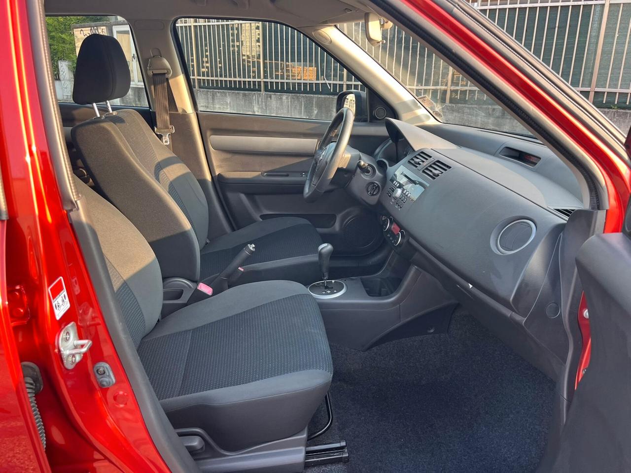 Suzuki Swift 1.3 5p. CAMBIO AUTOMATICO