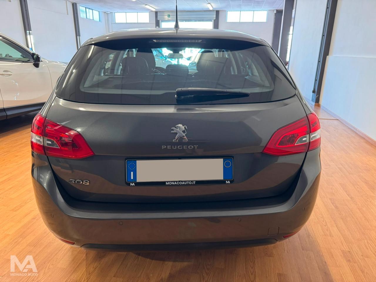 Peugeot 308 BlueHDi 130CV Business 2020