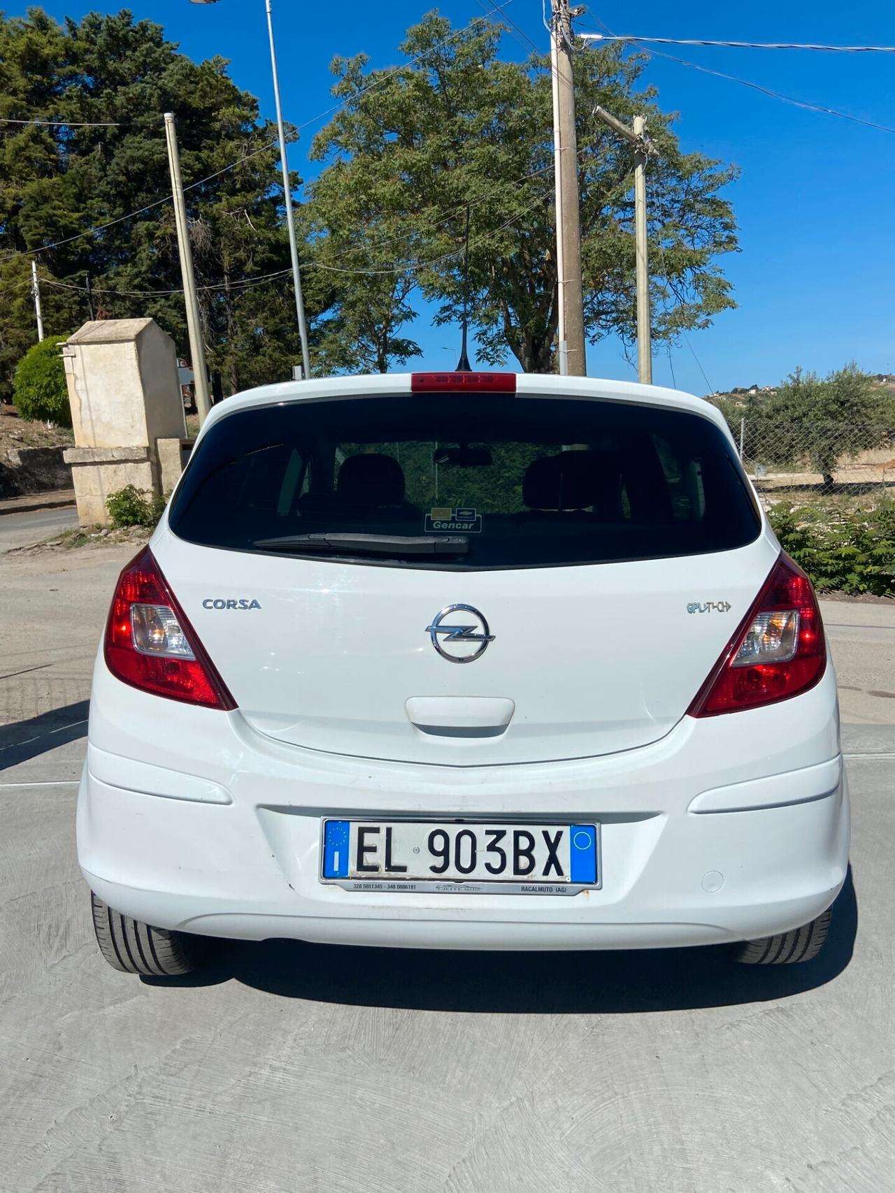 Opel Corsa 1.2 85CV 5 porte GPL-TECH Club