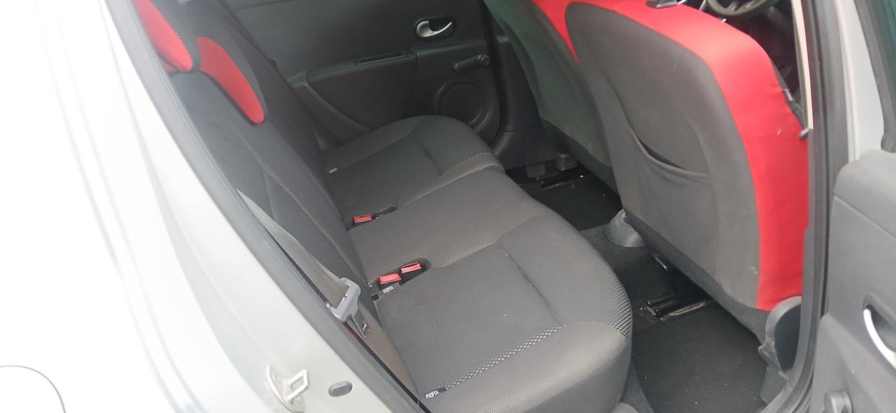 Renault Clio 1200 gpl