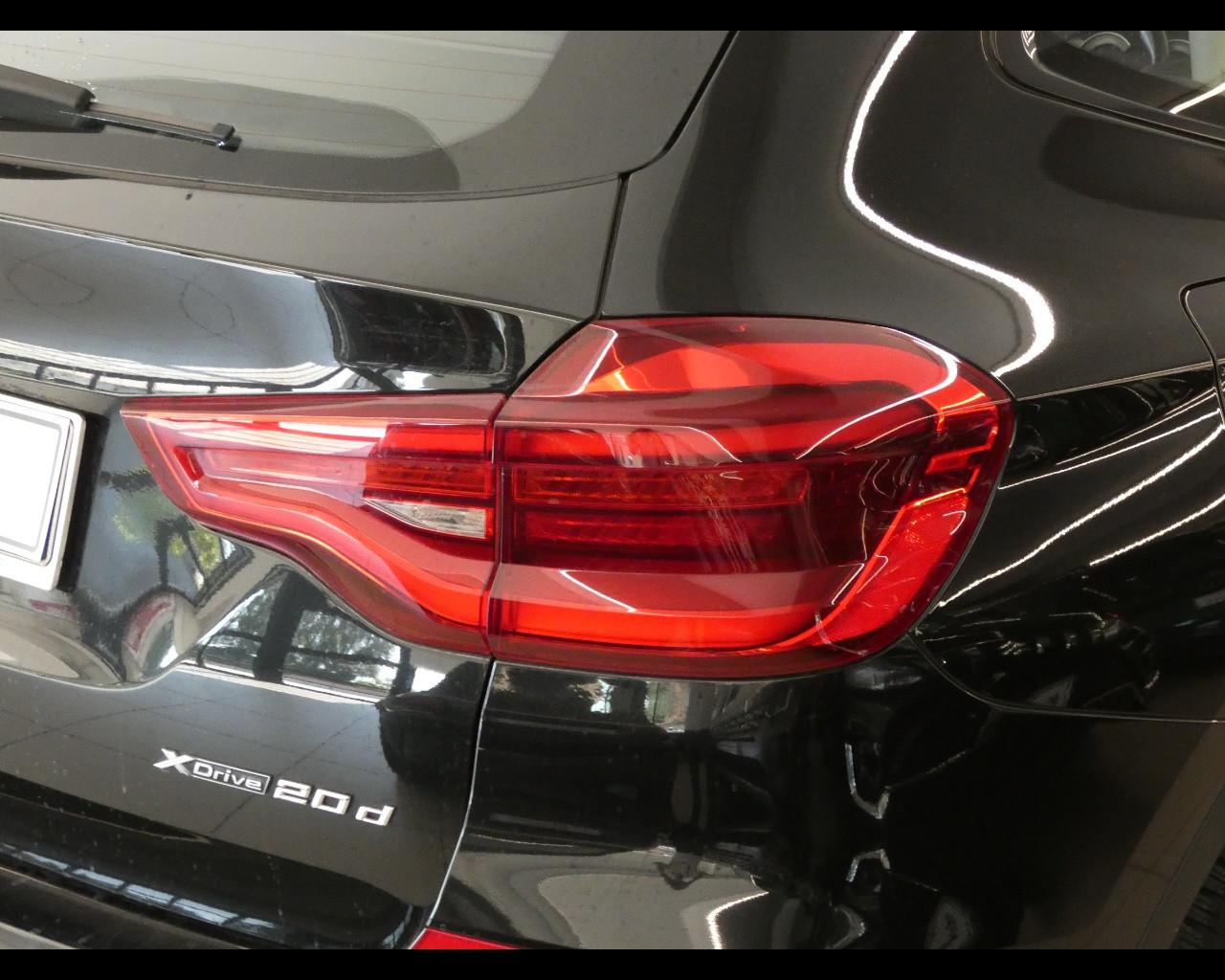 BMW X3 (G01/F97) - X3 xDrive20d Luxury