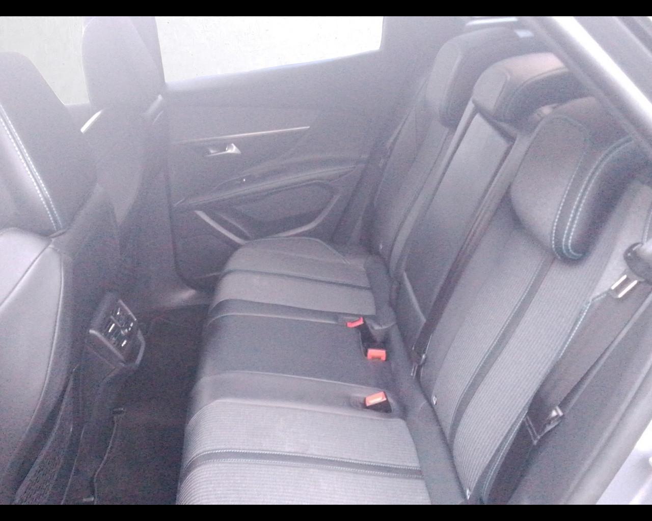 PEUGEOT 3008 2ª serie - 3008 BlueHDi 130 S&S Allure