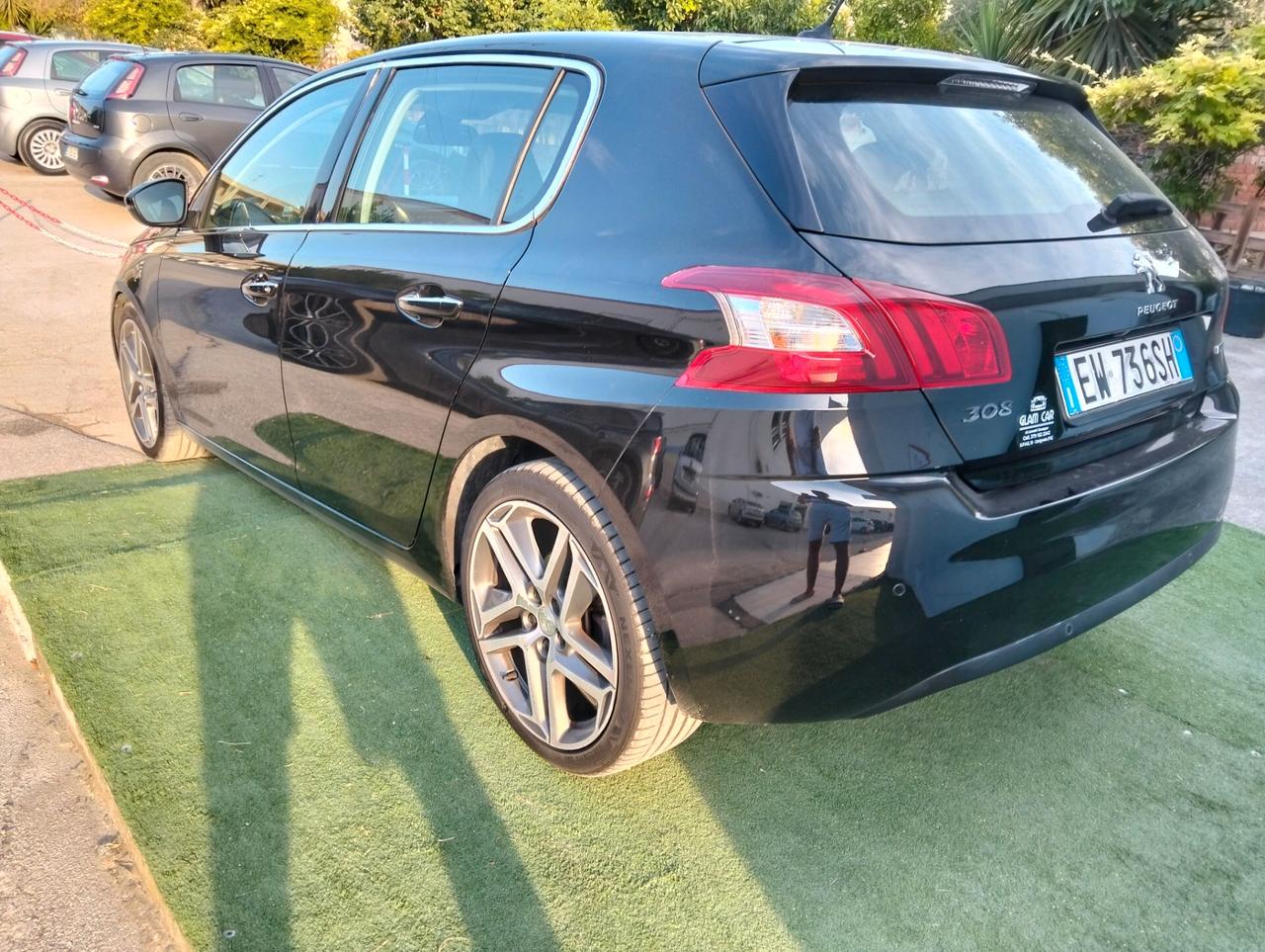 Peugeot 308 BlueHDi 150 S&S Allure