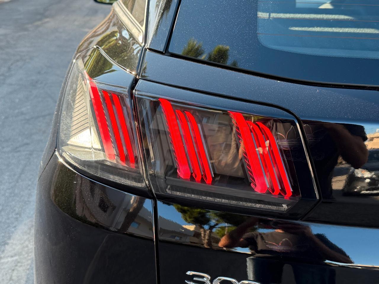 Peugeot 3008 BlueHDi 130 LED NAVI CAMERA - 2021