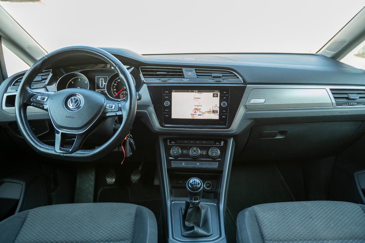 Volkswagen Touran 2.0TDI 7 POSTI