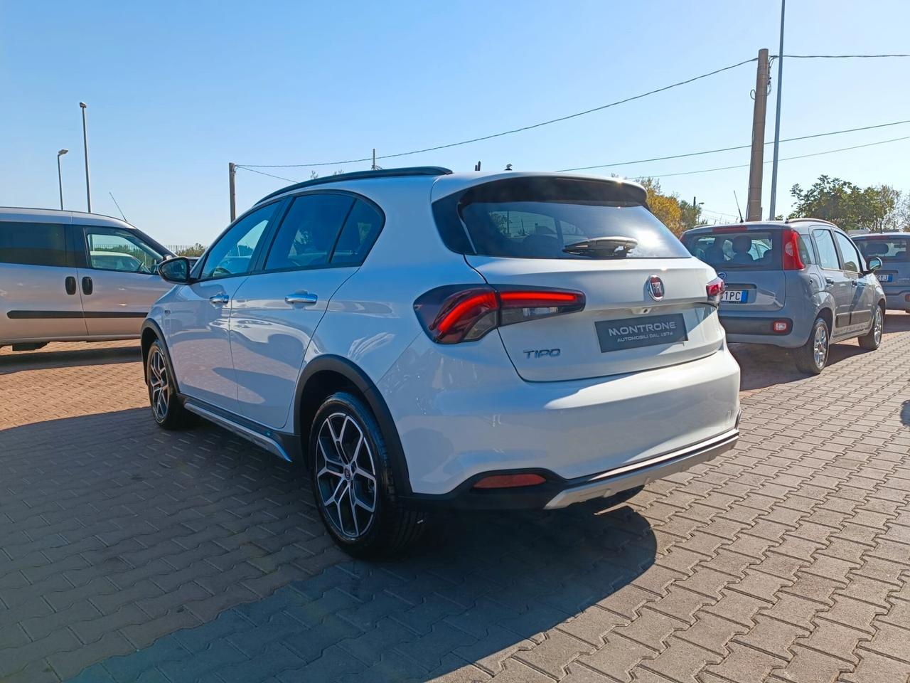 Fiat Tipo 1.6 Mjt S&S 5 porte Cross