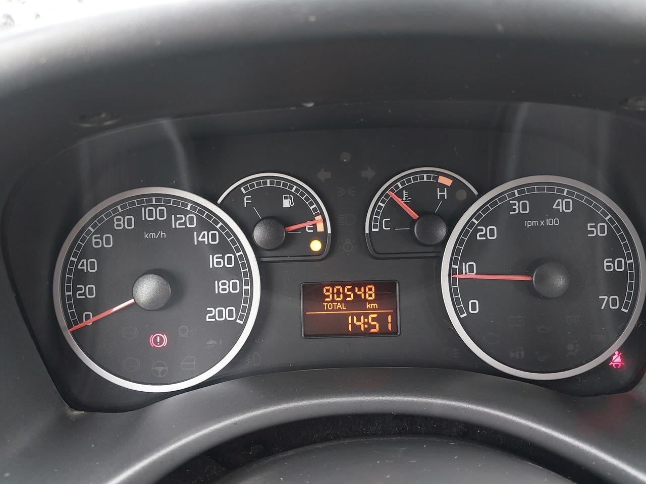 FIAT PUNTO 1.2 5P POCHI KM. 10-2010